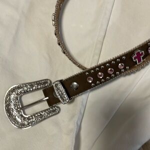Nacona girls sz 26 belt
